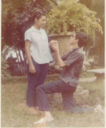 Havani Fernandes e Henrique Lisboa (Taubat) em ensaio da pea 'Arena canta Zumbi' no clube 1 de maio em Santo Andr no ano de 1967